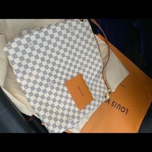 Louis Vuitton Graceful MM